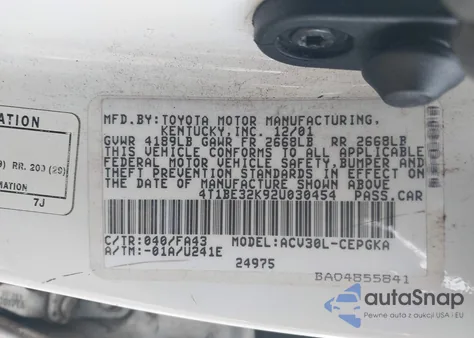 2002 Toyota Camry Xle z USA, uszkodzony, nr VIN 4T1BE32K92U030454